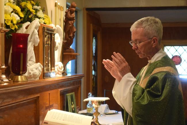 Holy mass 01